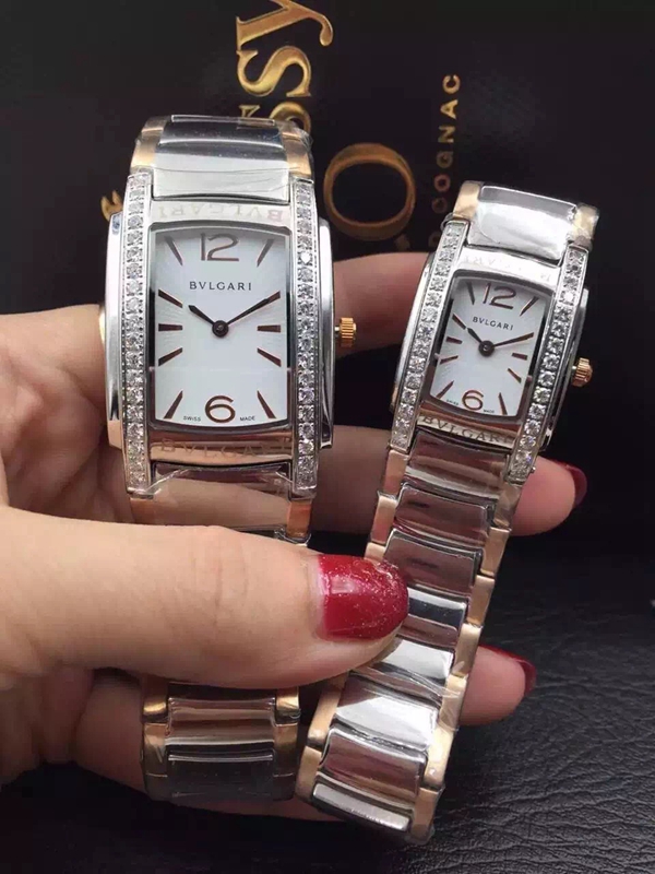 ブルガリ時計正面デザイン